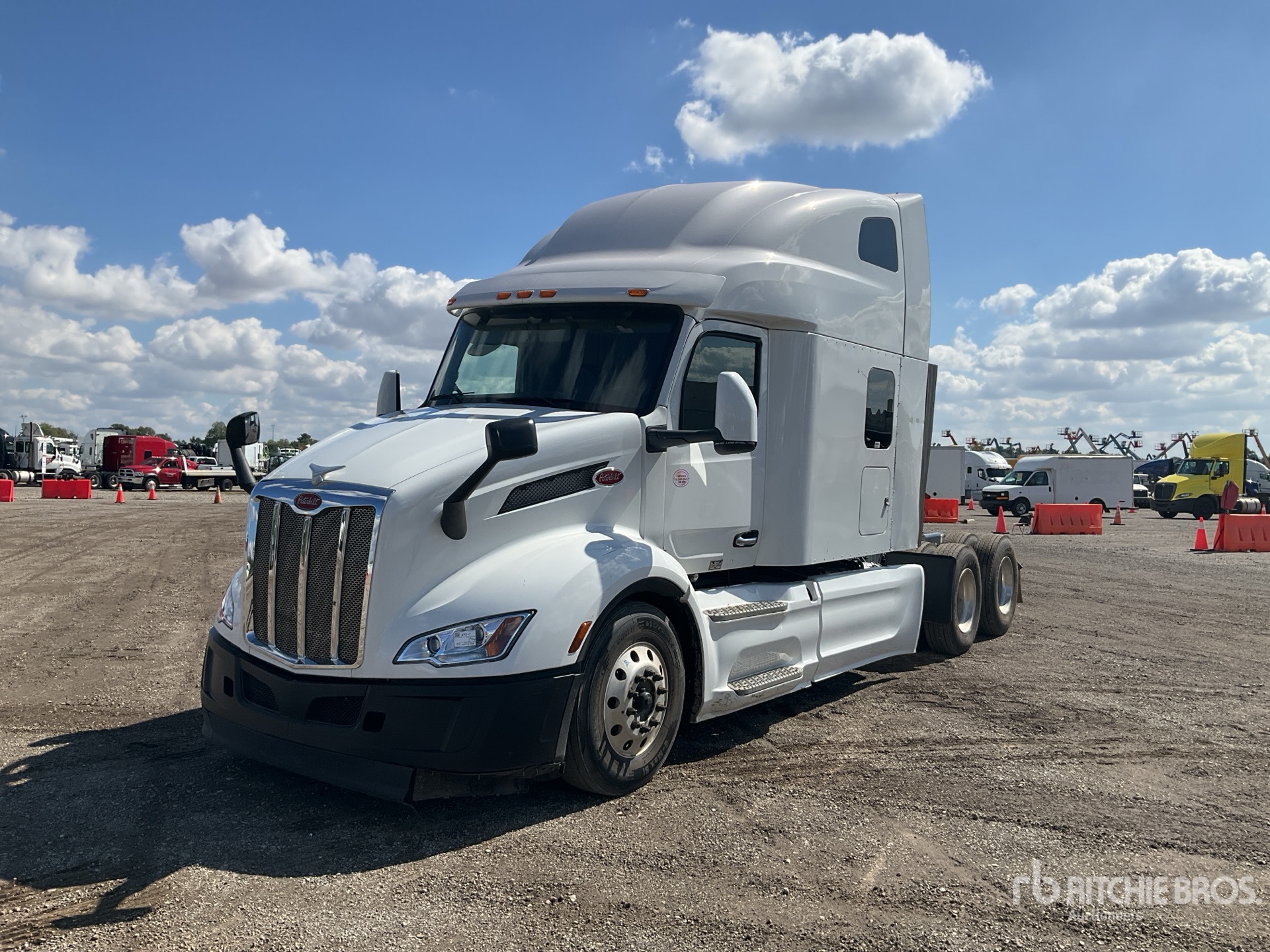 2023 Peterbilt 579 6x4 Cabina con cuccetta per trattore stradale