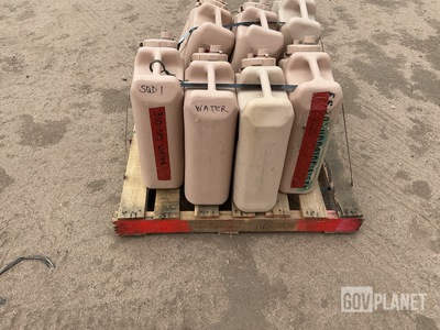 (7) Plastic Water Cans