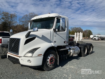 2019 Volvo VNR 6x4 T/A Day Cab Truck Tractor