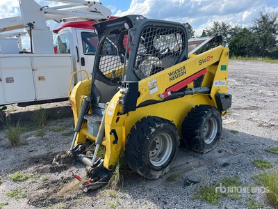 2017 Wacker SW24 Chargeuse à direction à glissement