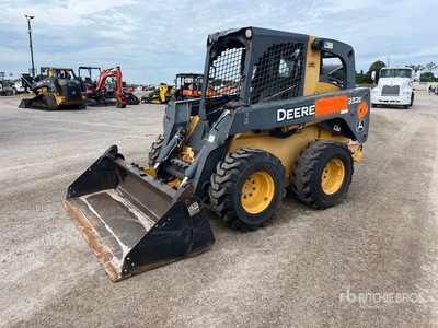 2014 John Deere 322E Kompaktlader