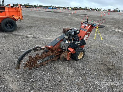2005 Ditch Witch 1230 Walk Behind Zanjadora