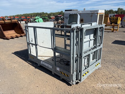 6 ft 6 in / 13 ft 6 in Telehandler Personnel Basket