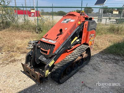 2015 Ditch Witch SK850 Mini Kompaktowa ładowarka gąsienicowa