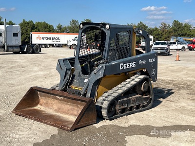2011 John Deere 323D Compact Track Loader