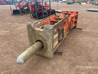 NPK GH18 Hydraulic Breaker