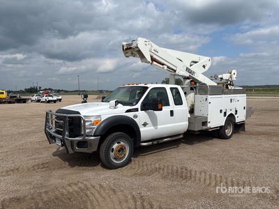 2011 Versalift VST-47I 47 ft on 2011 Ford F-550 XL 4x4 Extended Cab Camion de cubo