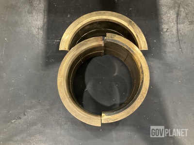 (23) Bertot 81205-39-15654-1 Sleeve Bearing Halves