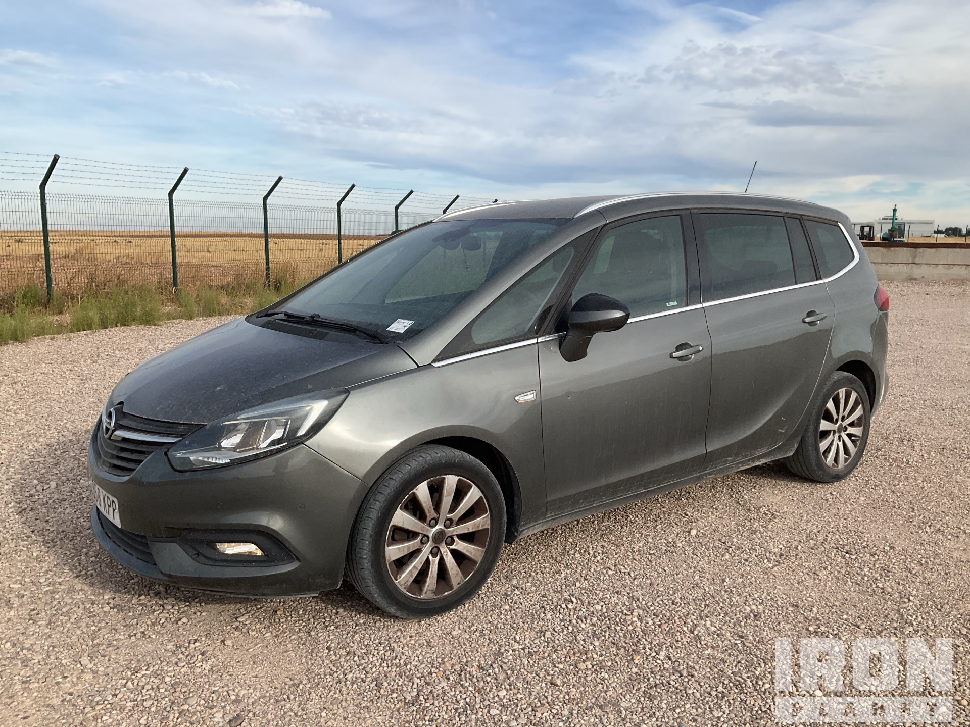2018 Opel Zafira Tourer Automobile