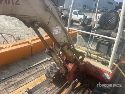 1990 Takeuchi TB016 Mini Excavator