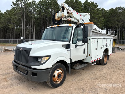 2012 Altec AT37-G 37 ft on 2013 International TerraStar 4x2 Piattaforma autocarrata