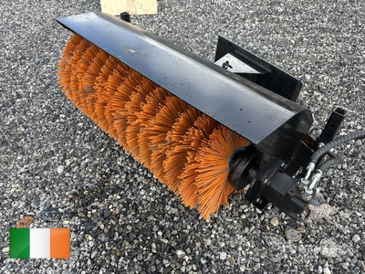 2025 GIYI GY-QSJ Mini Skid Steer Sweeper (Unused)