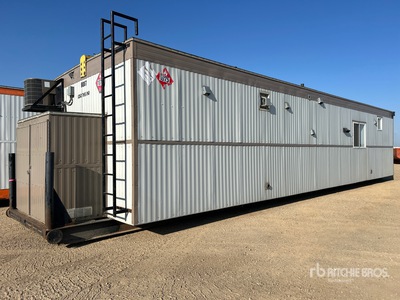 2001 National 44 ft x 12 ft Skid-Mounted Medic Site de minage
