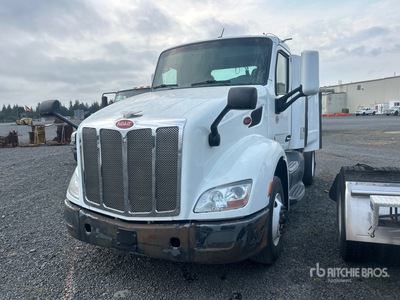 2016 Peterbilt 579 4x2 S/A Day Cab Truck Tractor