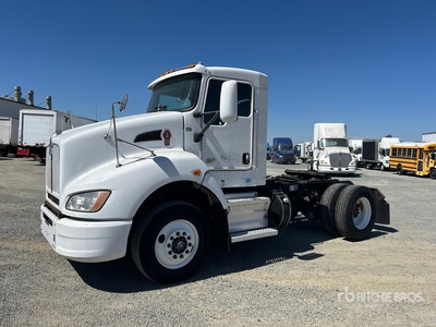 2015 Kenworth T440 4x2 S/A Day Cab Truck Tractor