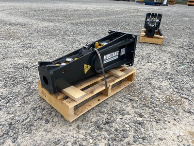 2025 Mustang HM152 Hydraulic Breaker (Unused)