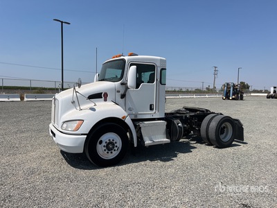 2016 Kenworth T370 4x2 トラックトラクター（S/A）