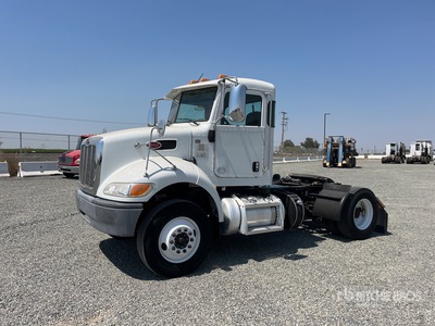 2017 Peterbilt 348 4x2 トラックトラクター（S/A）