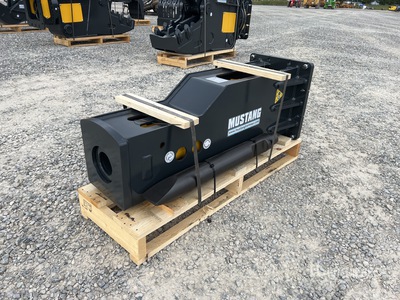 2025 Mustang HM550 Hydraulic Breaker (Unused)