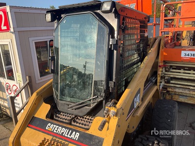 2006 Cat 246B Ładowarka o sterowaniu burtowym
