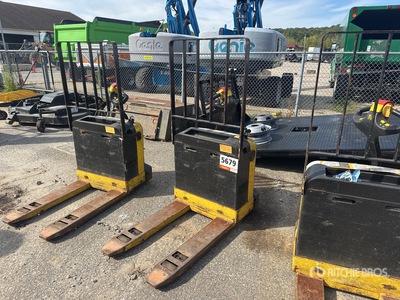 2000 Hyster W40Z 4000 lb Electric Vérins de châssis