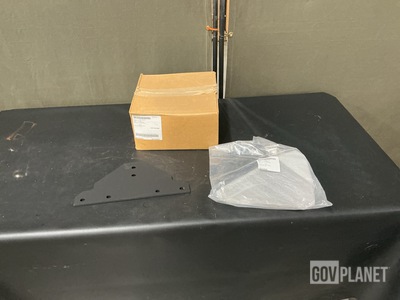 (244) AM General 12480586 Mounting Brackets