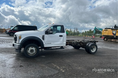2019 Ford Cabina y chasis