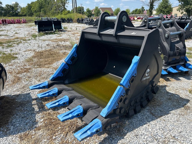 Enstruc KHDX 66 in Digging Excavator Bucket (Unused)