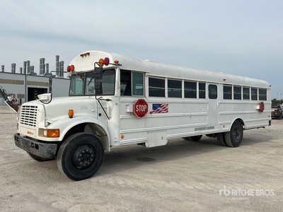 1995 International 3800 4x2 66-Seat School Bus
