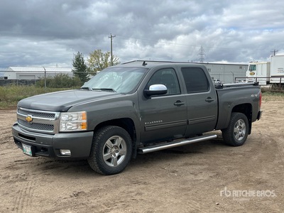 2011 Chevrolet Silverado 1500 4x4 Crew Cab Pickup