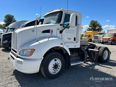 2015 Kenworth T440 4x2 S/A Day Cab Truck Tractor