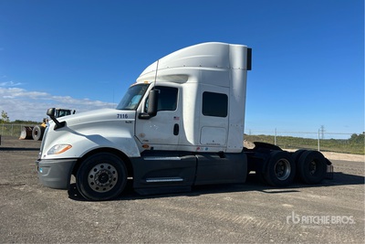 2019 International LT625 3- Achs Sattelzugmaschine mit Schlafkabine