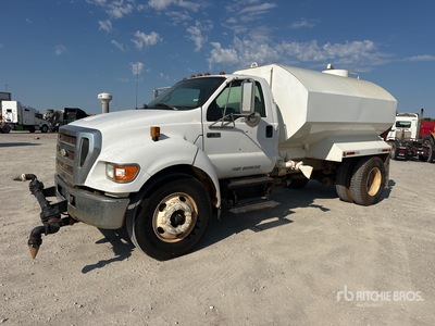 2007 Ford F-750 XLT 4x2 F-750 Camion cisterna de agua