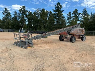 JLG 800S Telescopic Boom Lift