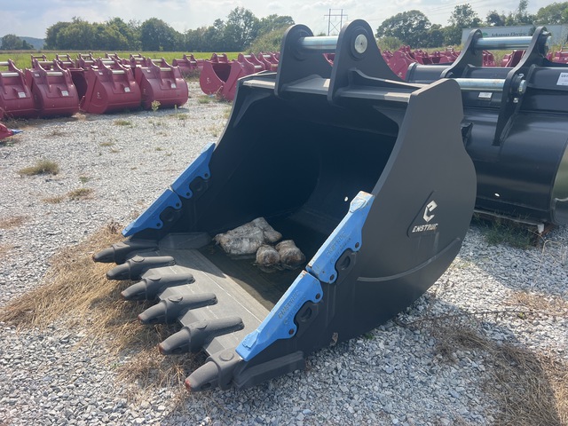 Enstruc HD 66 in Excavator Bucket
