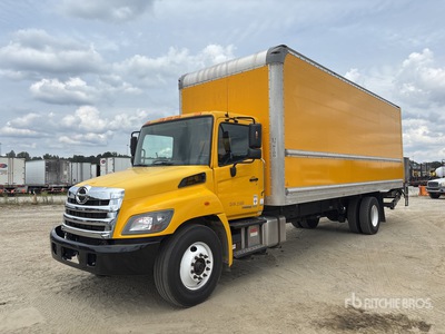 2019 Hino 268 4x2 Furgoneta caja cerrada