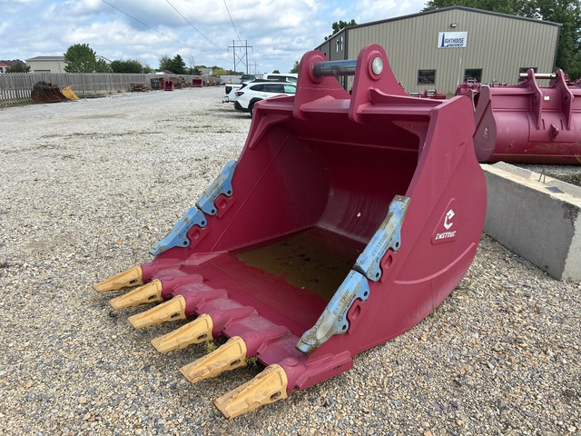 Enstruc HD 66 in Digging Excavator Bucket (Unused)