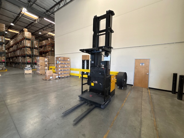 Hyundai 13BOP-9 Electric Forklift