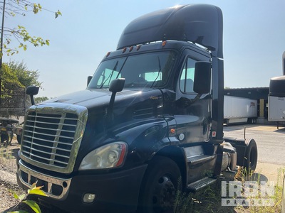 2015 Freightliner PX113042S T 4x2 S/A Day Cab Truck Tractor (Inoperable)