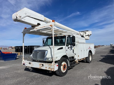 2006 Altec AA755L on 2006 International 4300 4x2 auto hoogwerker
