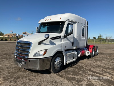 2022 Freightliner Cascadia 126 6x4 T/A Sleeper Truck Tractor