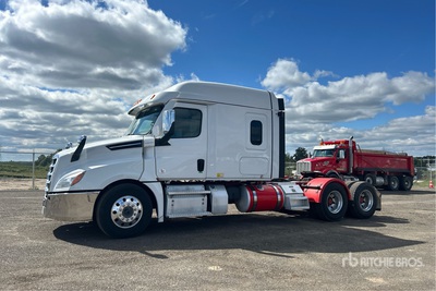 2022 Freightliner Cascadia 126 6x4 T/A Sleeper Truck Tractor