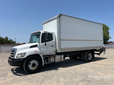 2019 Hino 268 4x2 Van Truck