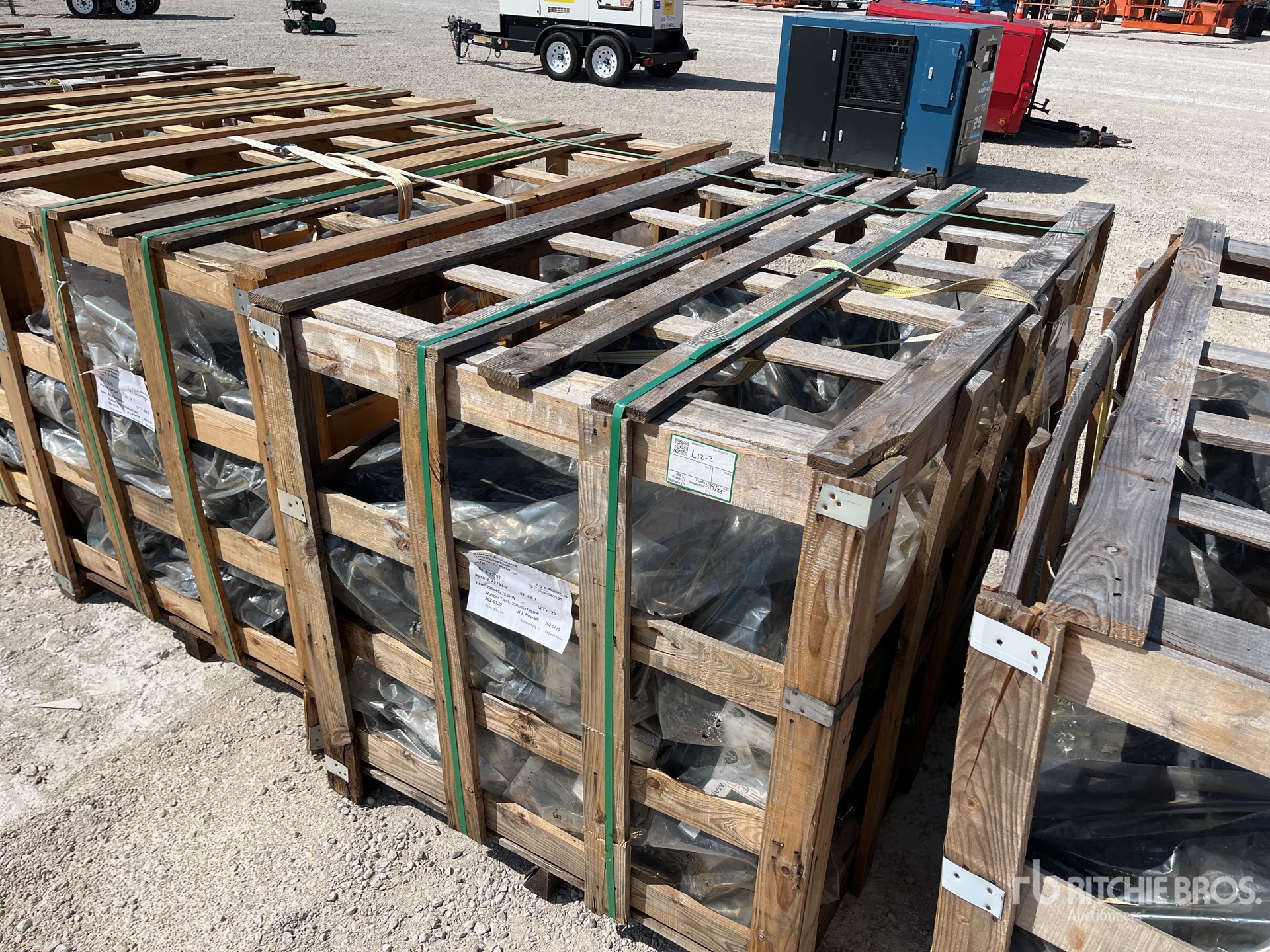 Quantity of (20) 230 X 72 X 45 SHW Rubber Laufketten