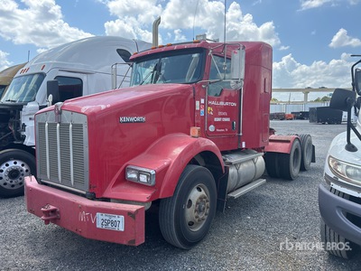 2013 Kenworth T800 6x4 T/A Sleeper Truck Tractor