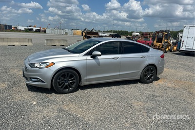 2018 Ford Fusion SE 自動車