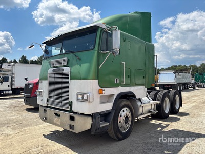 1990 Freightliner USF-1E 6x4 T/A Frontlenker m. Schlafkabine
