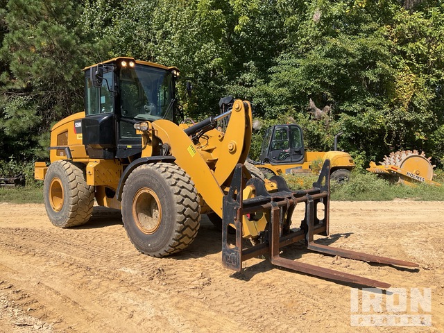 CARGADOR FRONTAL 2016 CATERPILLAR 926M