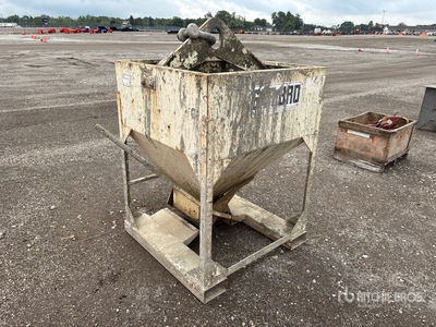 1/2 yard Concrete Bucket
