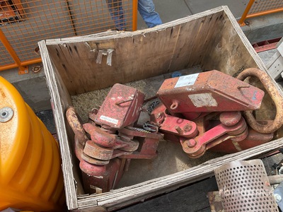 Qty of small beam clamp